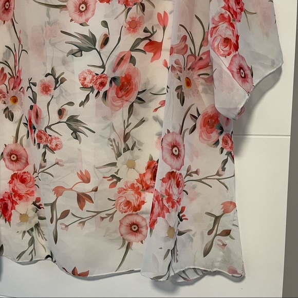 Floral Open Robe Coverup Top - Picture 11 of 13